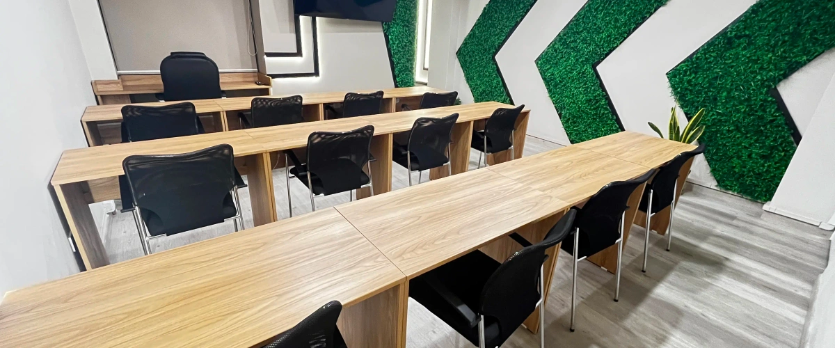 Networking en Coworking: Cómo Construir una Red de Contactos que Impulse tu Carrera
